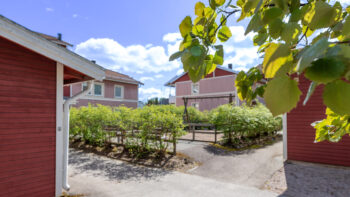 Gungställning i bostadsområde.